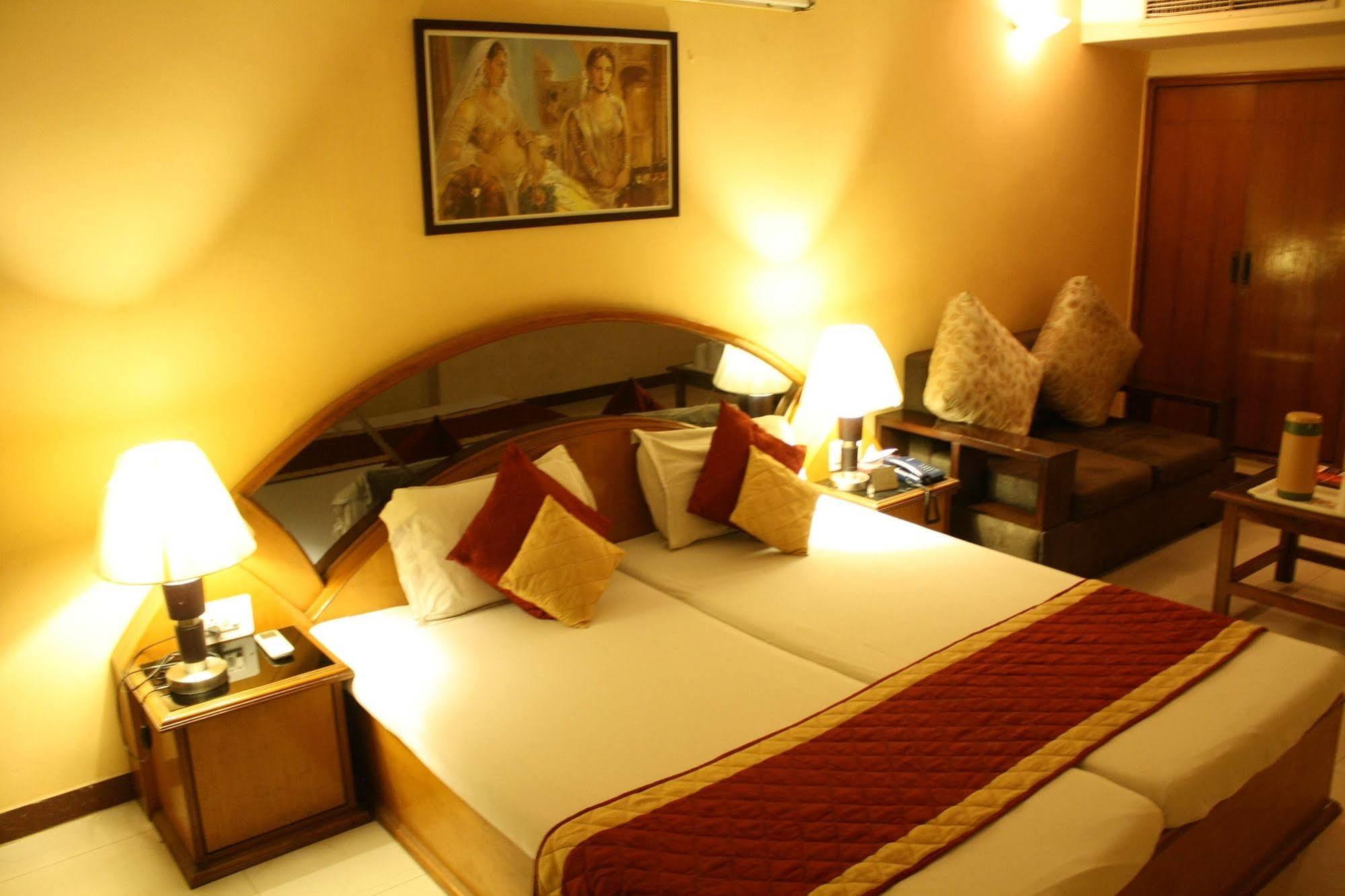 Hotel Shalimar Dźajpur Zewnętrze zdjęcie