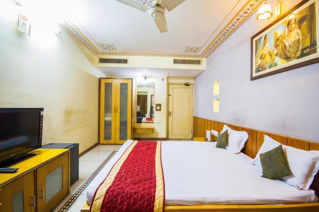 Hotel Shalimar Dźajpur Zewnętrze zdjęcie