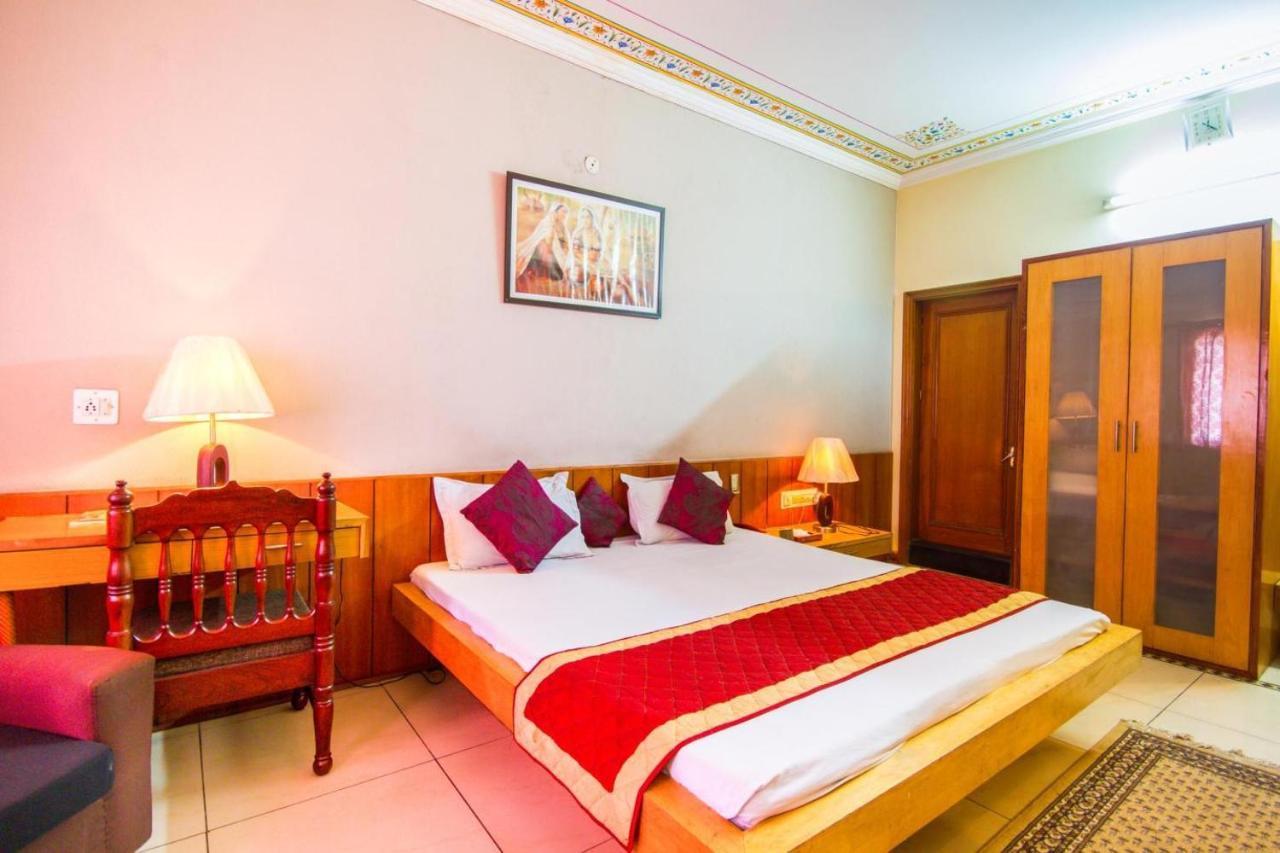 Hotel Shalimar Dźajpur Zewnętrze zdjęcie